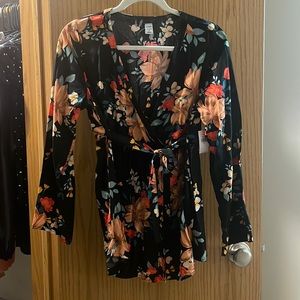 Old Navy maternity top